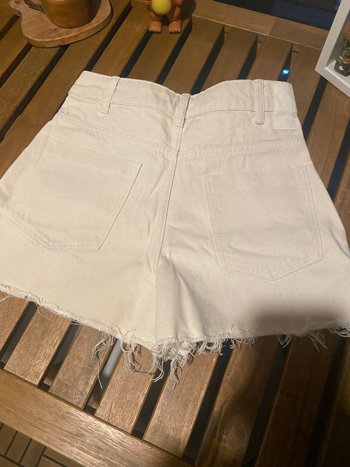 Bej Rahat Kesim Midi Kot Şort - Görsel 3