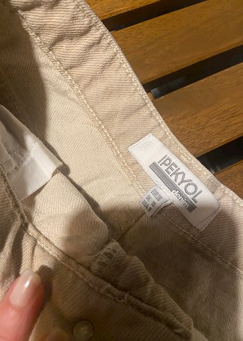 Bej Mini Kadın Kot Şort - Görsel 4