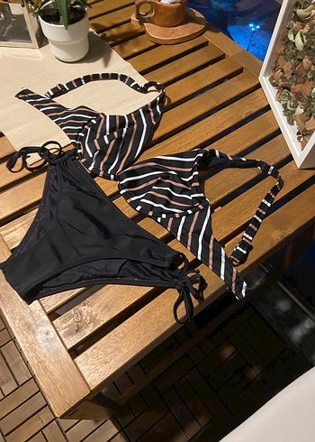 Siyah Zebra Desenli Mini Bikini Takımı - Görsel 2