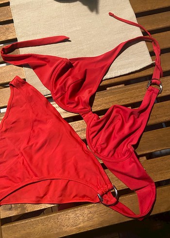 Parlak Kırmızı İnce Askılı Bikini - Görsel 2