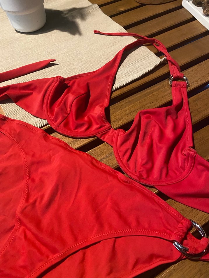 Parlak Kırmızı İnce Askılı Bikini - Görsel 3