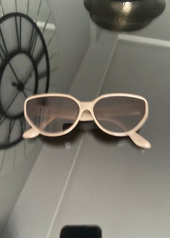 Bej Kadın Gözlüğü - Görsel 2