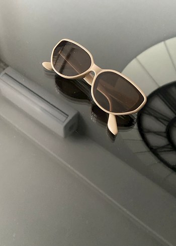 Bej Kadın Gözlüğü - Görsel 3