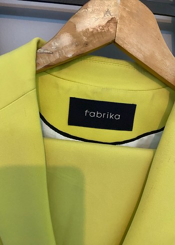 Sarı Düğmeli Kadın Blazer Ceket pantolon - Görsel 2