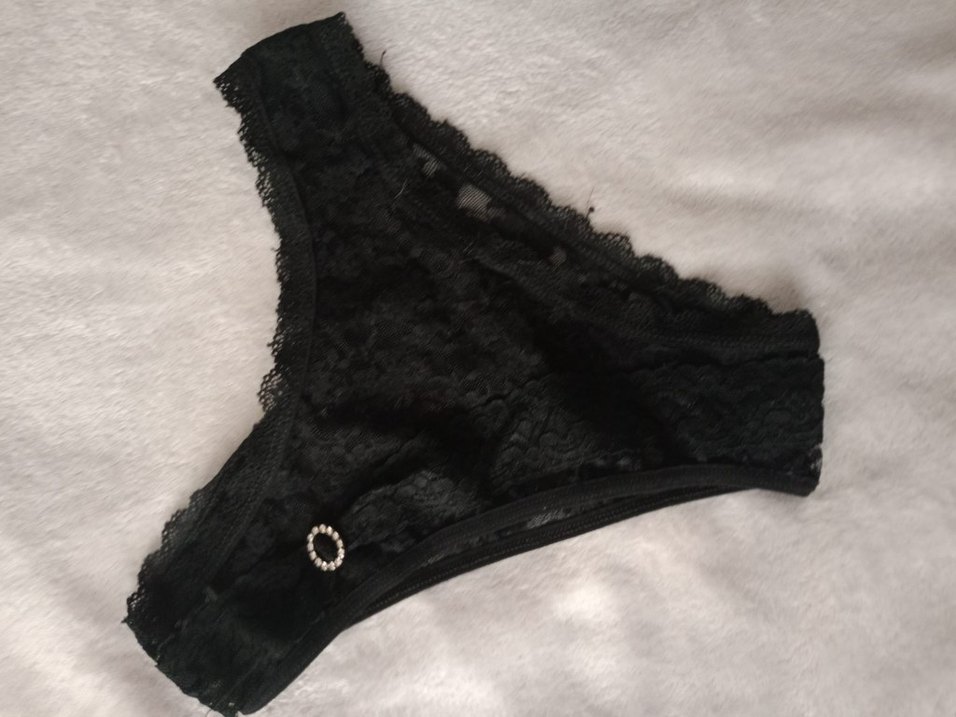 Siyah dantelli kadın silip - Görsel 3