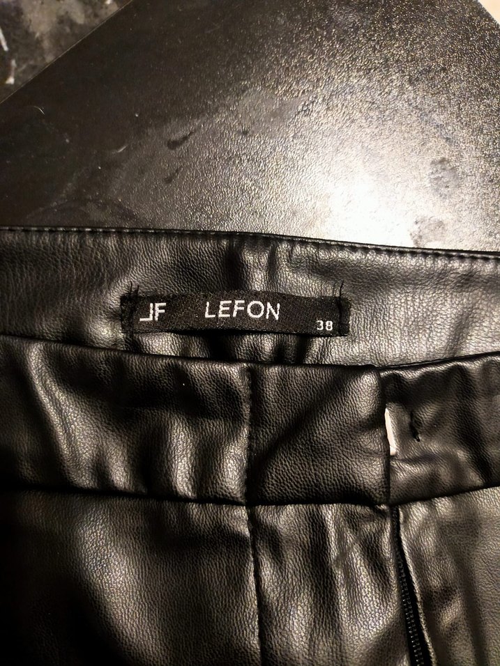 Siyah Parlak Deri Kadın Tayt - Görsel 4