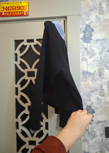 Düğmeli Siyah Midi Kadın Gömlek - Görsel 3