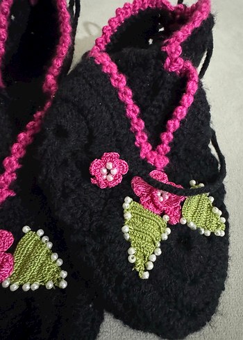 Nakışlı Örgü Kadın Ev patigi - Görsel 2