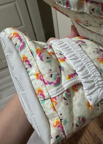 Kız Çocuk Renkli Unicorn Desenli Sıcak Panduf - Görsel 5