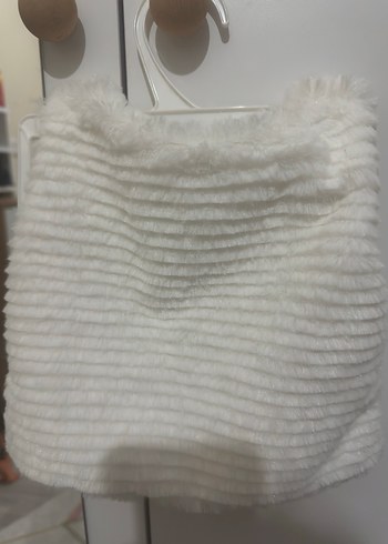 Kız Çocuk Beyaz Kürklü Kolsuz Yelek - Görsel 5