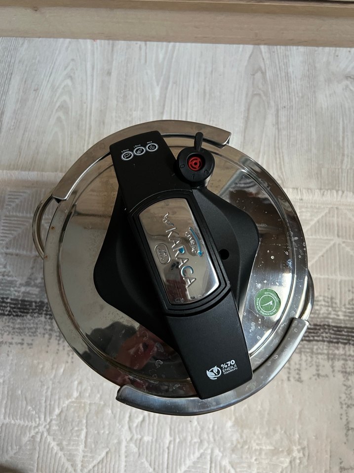 Karaca Grande Düdüklü Tencere Beyaz ve Gri - Görsel 3