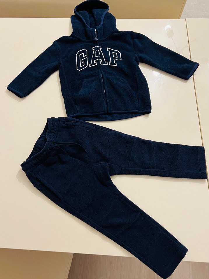 GAP Erkek Çocuk Lacivert Fermuarlı Polar Sweatshirt  Takımı - Görsel 2