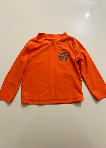 Carters Erkek Çocuk Turuncu Uzun Kollu Mayo Üstü ve Desenli Şort - Görsel 2