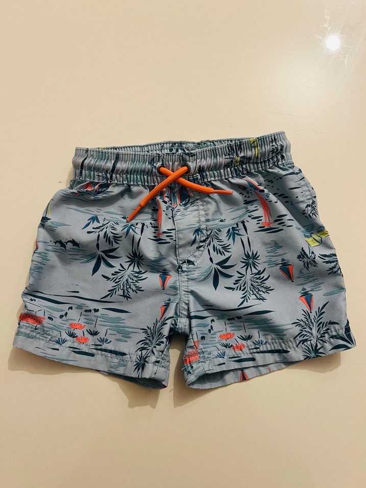 Carters Erkek Çocuk Turuncu Uzun Kollu Mayo Üstü ve Desenli Şort - Görsel 3