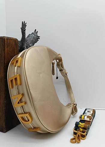 Fendi Deri Kadın Çanta - Görsel 7