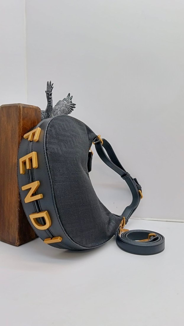 Fendi Deri Kadın Çanta - Görsel 2