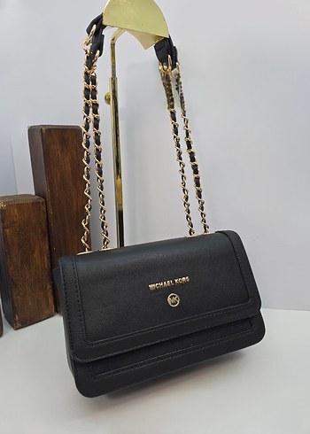 Zincir Detaylı Modern Klasik Kadın Çanta - Görsel 3