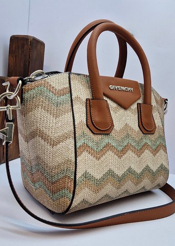 Gıvenchy Deri Kadın Çanta - Görsel 2