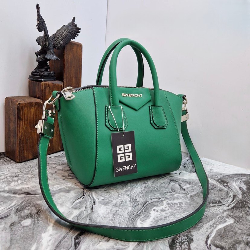 Gıvenchy Deri Kadın Çanta - Görsel 5