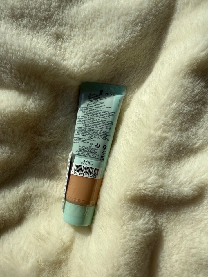 Wet n Wild Tinted Hydrator Fondöten - Görsel 2