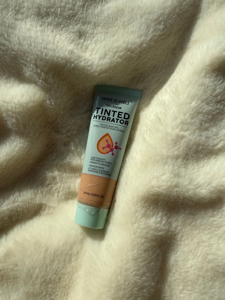 Wet n Wild Tinted Hydrator Fondöten - Görsel 3