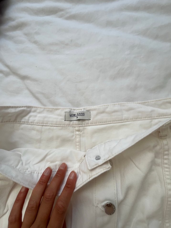 Düğmeli Beyaz Keten Midi şort Etek - Görsel 3