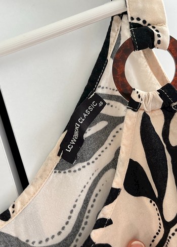 Siyah Desenli Bej Askılı Bluz - Görsel 3