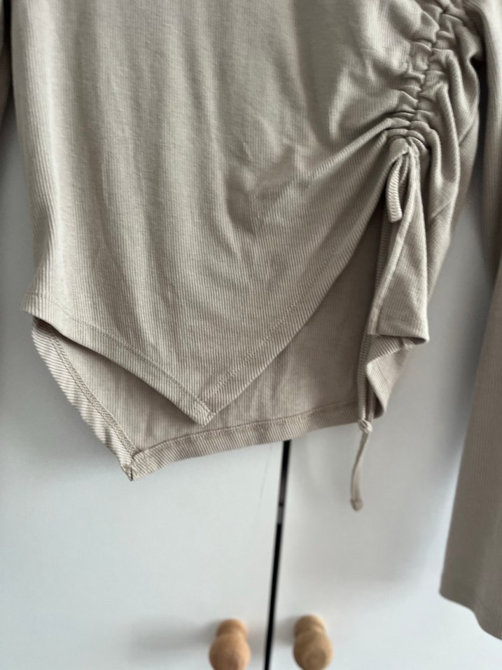 Bej Kadın Uzun Kollu bluz - Görsel 3