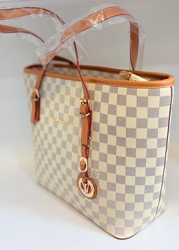 Bej Deri Kemerli Kadın Çanta - Görsel 4