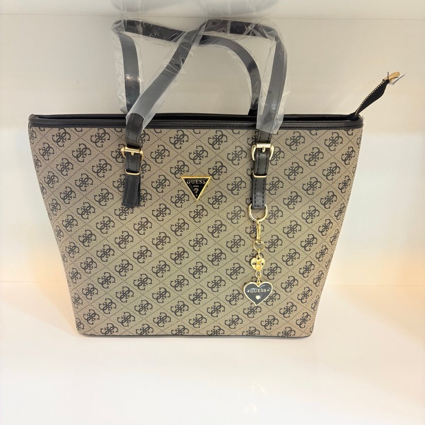 Guess Baskılı Bej Kadın Omuz Çantası - Görsel 3