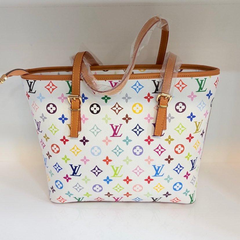 Beyaz Deri Çiçek Desenli Kadın Çantası - Görsel 3