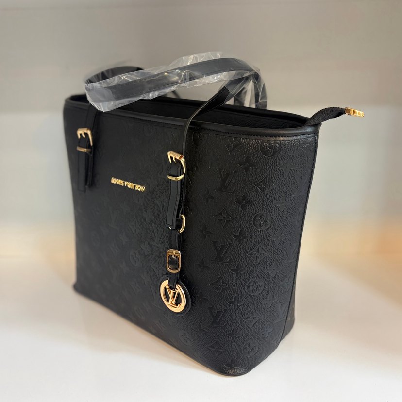 Louis Vuitton Siyah Deri Tokalı Kadın Çanta - Görsel 2