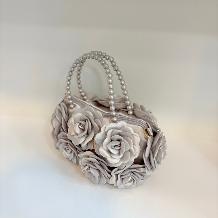 Boncuklu Çiçekli Gri Kadın Çanta - Görsel 3