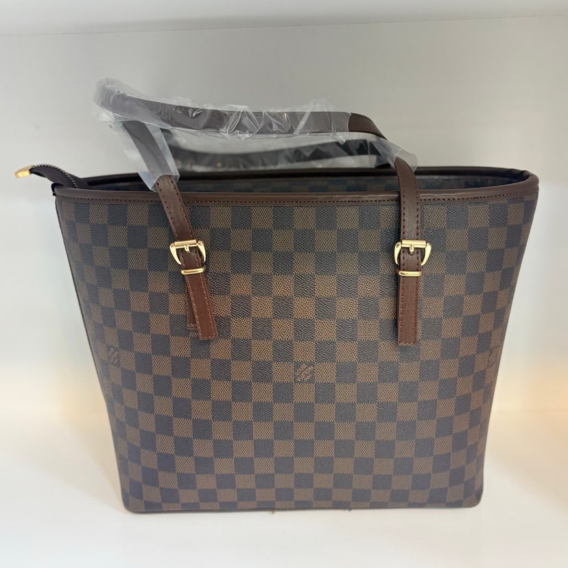 Louis Vuitton Kahverengi Kareli Deri Kadın Çanta - Görsel 4