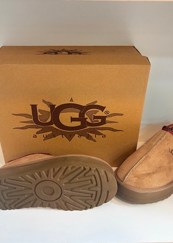 UGG Kahverengi Süet Kadın Terlik - Görsel 3