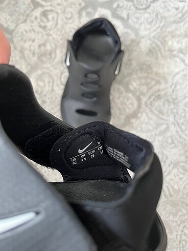25 Beden Nike Çocuk Sandalet
