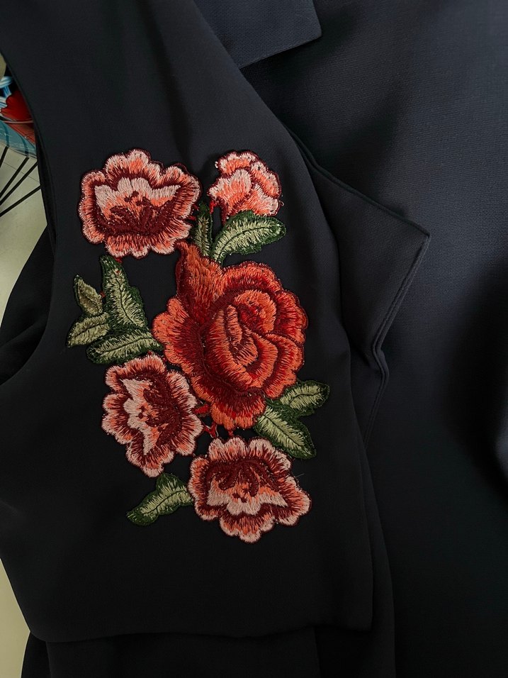 Nakışlı Lacivert Kadın Yelek - Görsel 2