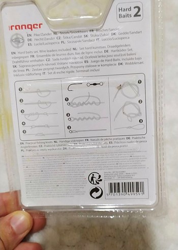 Çok Renkli Sert Yem Seti İki Adet - Görsel 2