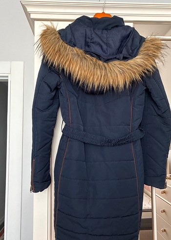 Kemerli Koyu Mavi Kadın Kışlık Mont - Görsel 3