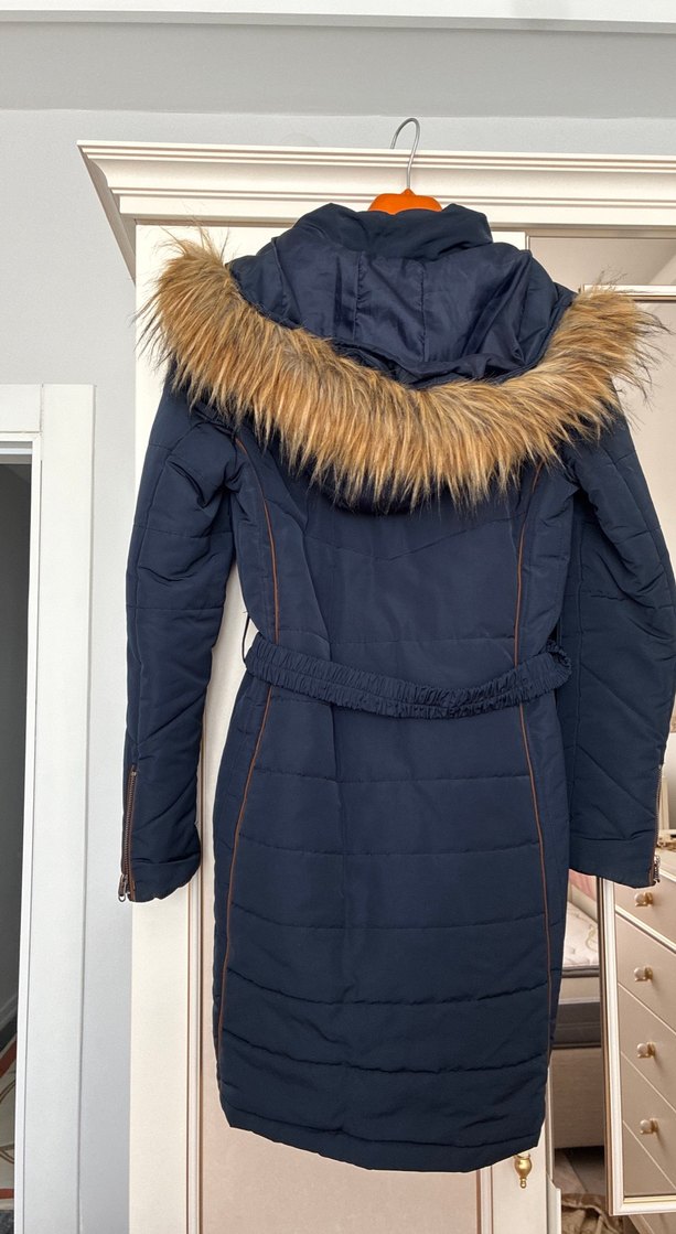 Kemerli Koyu Mavi Kadın Kışlık Mont - Görsel 3