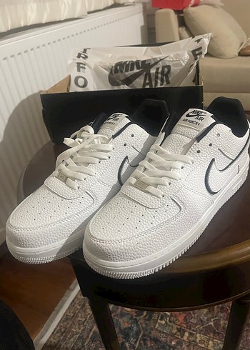 Nike Air Force 1 Beyaz Spor Ayakkabı - Görsel 3