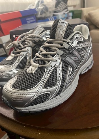 Orjinal New Balence gri Erkek ayakkabı/42 - Görsel 2