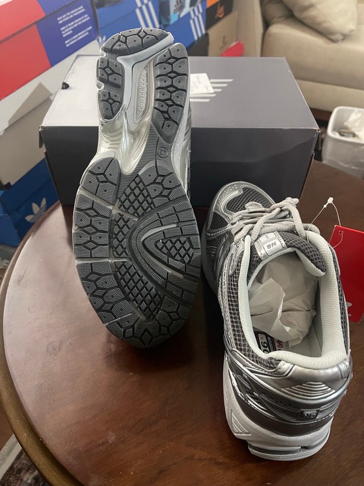 Orjinal New Balence gri Erkek ayakkabı/42 - Görsel 5