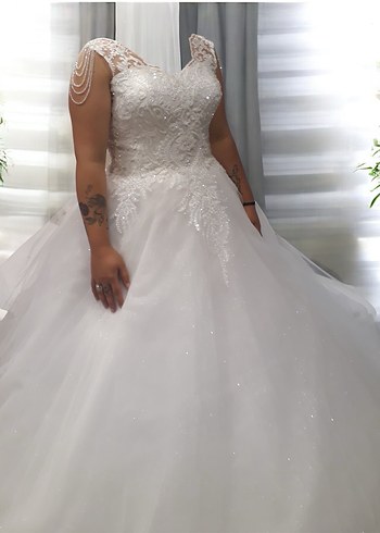 Dantel Detaylı Beyaz A Kesim Gelinlik - Görsel 3