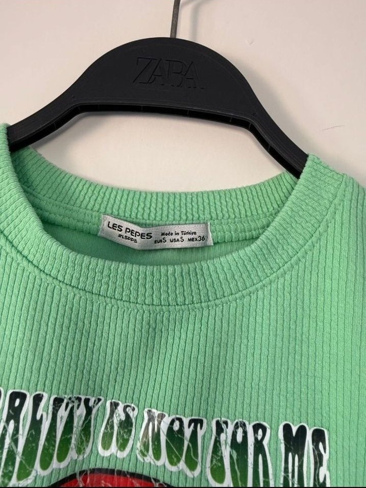 Düğmeli Yeşil Baskılı Crop Top - Görsel 3