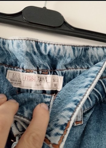 Bağcıklı Kemerli Kadın Mini Kot Şort - Görsel 3