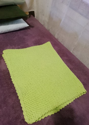 Renkli Yeşil Örgü Çocuk Battaniyesi - Görsel 2