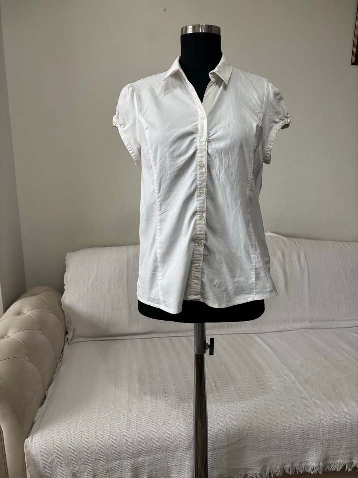 Beyaz Kısa Kollu Kadın Gömlek - Görsel 2