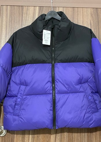 Mor Siyah Kısa Kadın Kışlık Mont - Görsel 2