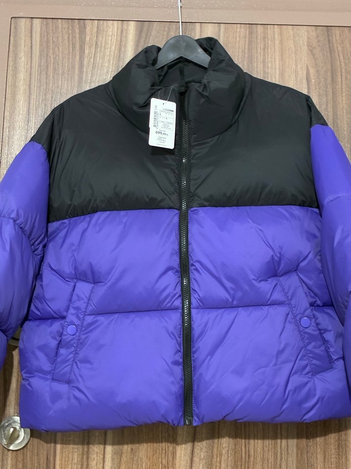 Mor Siyah Kısa Kadın Kışlık Mont - Görsel 2